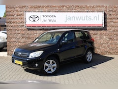 Toyota RAV4 - 2.0 VVT-i Executive AWD + Trekhaak + DPC V+A