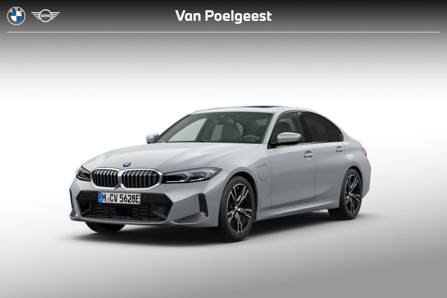 BMW 3-serie - Sedan 330e | M Sport | Comfort Pack | Active Cruise Control | Trekhaak | Glazen dak - AutoWereld.nl