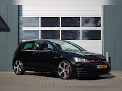 Volkswagen Golf - 2.0 TSI GTI Performance DSG 230pk Clima/Cruise/Bi-Xenon/Stoelverwarming/Bluetooth/PDC/LED/