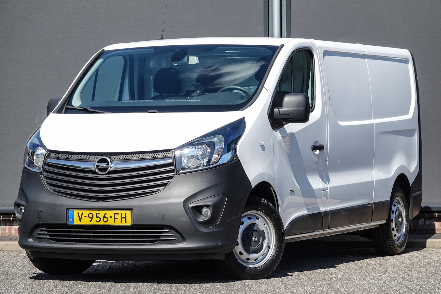 Opel Vivaro - L2H1 | 1.6Cdti 125Pk | Edition EcoFlex | Stoel-Bank | Navigatie | Achteruitrijcamera - AutoWereld.nl
