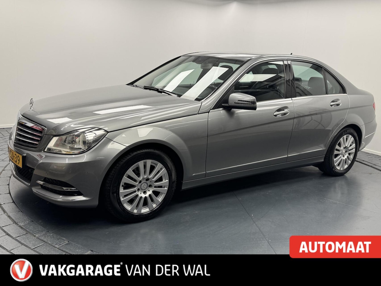 Mercedes-Benz C-klasse - 180 Ambition Automaat-Trekhaak-Navigatie-Cr.contr-Clima-Parkeersensoren-Stoelverwarming-Lm - AutoWereld.nl