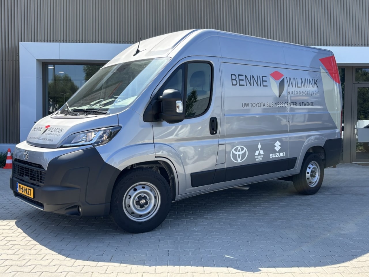 Toyota PROACE Max - AUTOMAAT | BPM VRIJ! 140 PK aut. L2H2 Navigator | Trekhaak + Betimmering - AutoWereld.nl