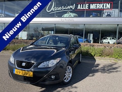 SEAT Ibiza ST - 1.2 TSI Sport Cruise control - Parkeersensoren achter - Mistlampen - Lederen stuurwiel - D