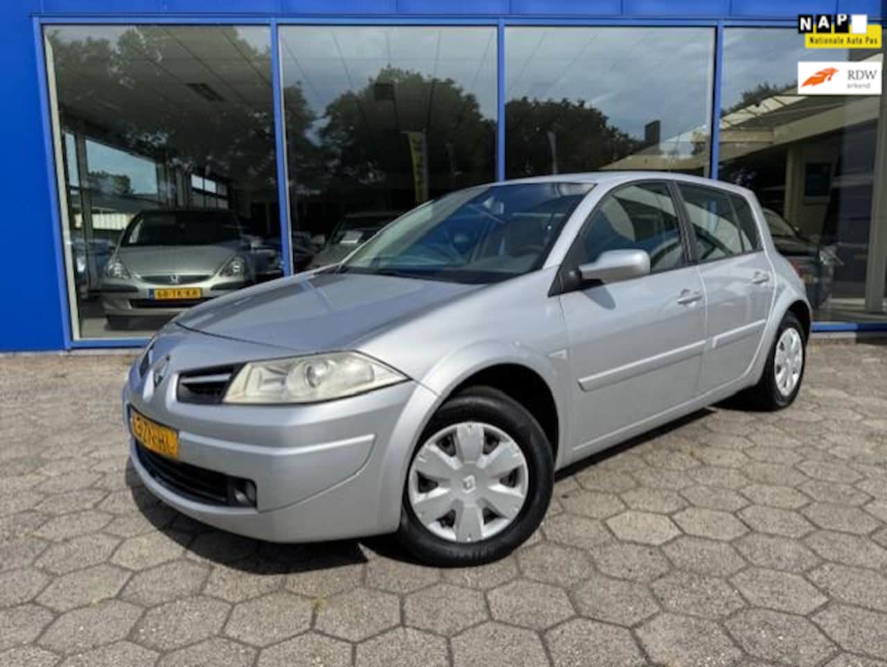 Renault Mégane - 1.6-16V Business Line APK - Cruise ctrl. - AutoWereld.nl