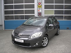 Toyota Auris - 1.3 Aspiration airco/parkeers./59.000 km