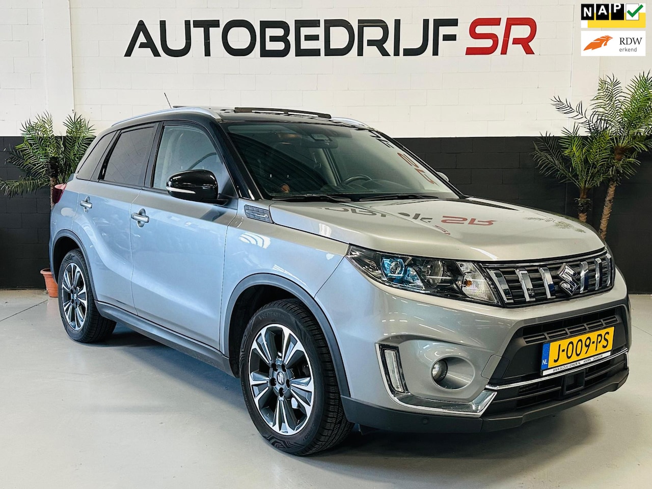 Suzuki Vitara - 1.4 Boosterjet AllGrip Stijl Panoramadak! Dealer Onderhouden! Vol opties! - AutoWereld.nl