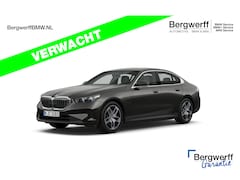 BMW 5-serie - 530e - Driving Ass Plus - Camera - Trekhaak - Stoelverwarming