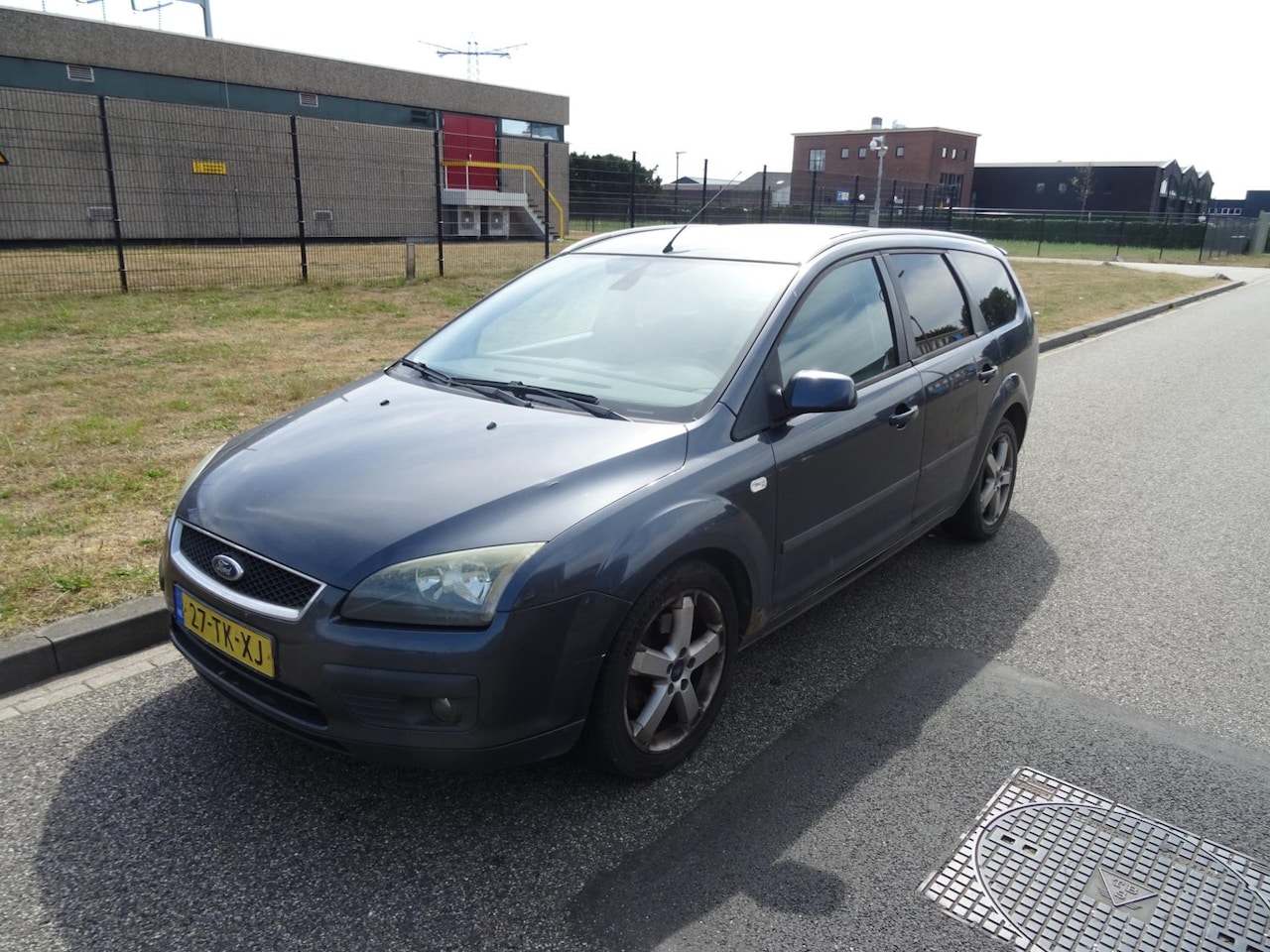 Ford Focus Wagon - 2.0-16V Rally Edition 2.0-16V Rally Edition - AutoWereld.nl