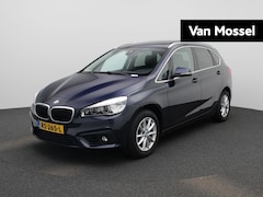 BMW 2-serie Active Tourer - 218i Executive | TREKHAAK | NAVIGATIE | LED VERLICHTING | PANORAMADAK |