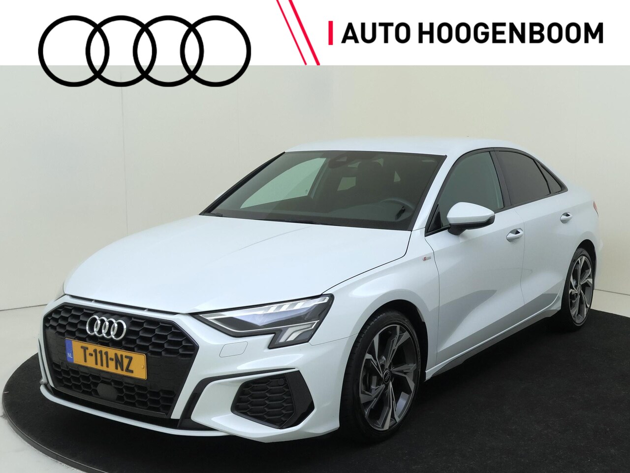 Audi A3 Limousine - 35 TFSI S edition | Stoelverwarming | Full LED verlichting | S-line interieur | Navigatie - AutoWereld.nl