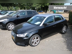 Audi A1 - 1.0 TFSI 95PK, Navi, Clima, Xenon Verlichting, etc