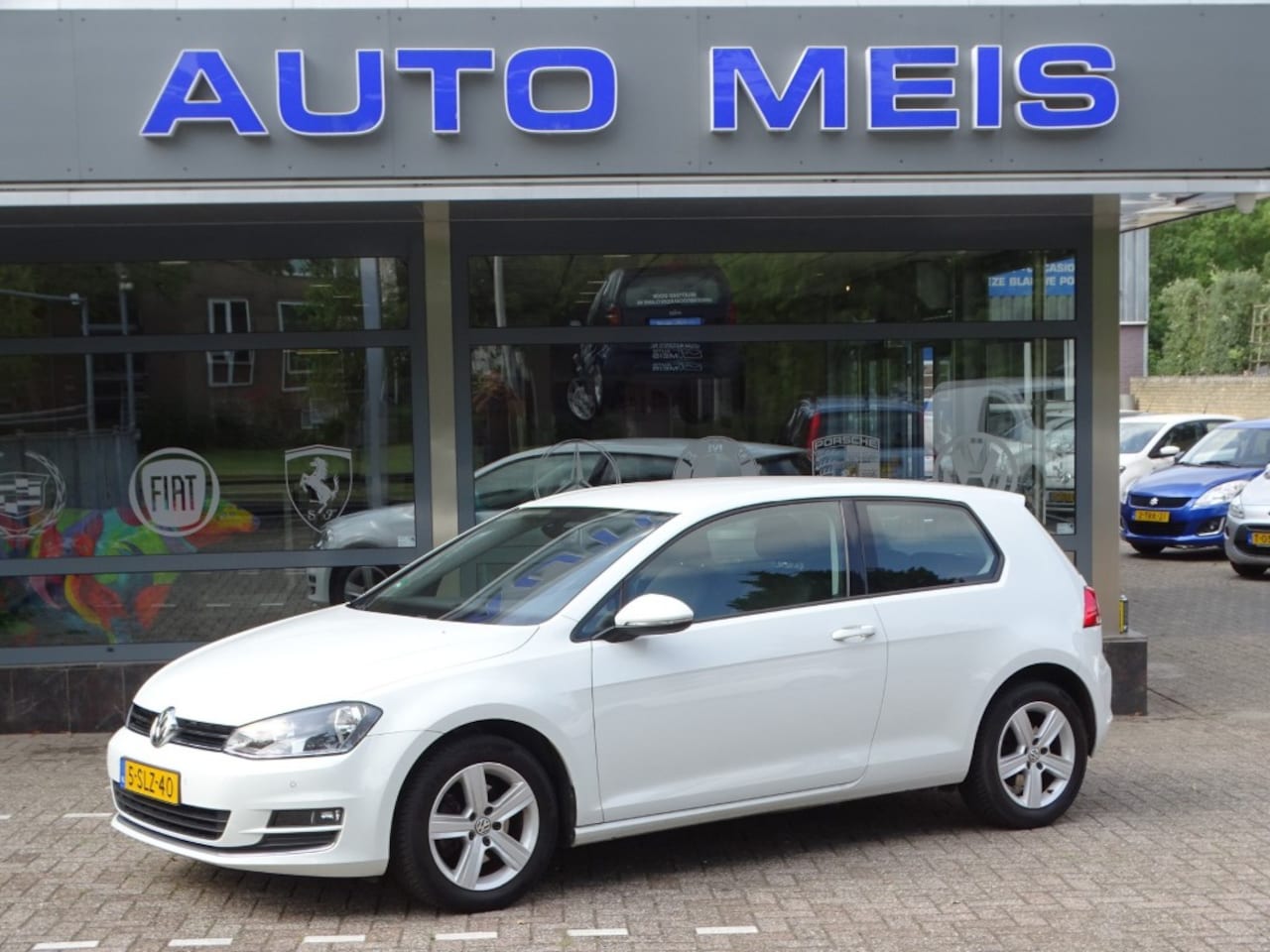 Volkswagen Golf - 1.2 TSI Highline Clima Cruise PDC V+A - AutoWereld.nl
