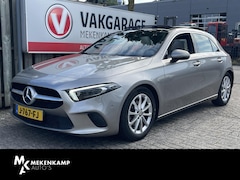 Mercedes-Benz A-klasse - 180 Business Solution Luxury 17"/Panoramadak/Elektrische stoelen + memory/Keyless/Trekhaak