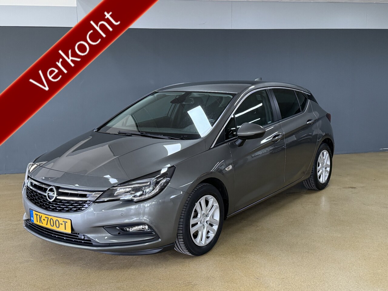 Opel Astra - 1.0 Online Edition | Carplay | Navi - AutoWereld.nl