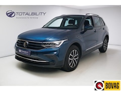 Volkswagen Tiguan - 1.4 TSI eHybrid Business+ 245 PK | Ergo active stoelen met massage | Camera | Travel assis
