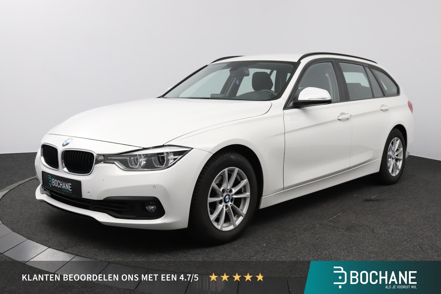 BMW 3-serie Touring - 320i High Executive | 184 PK | Automaat | Stoelverwarming | Trekhaak | Elektrische Achterk - AutoWereld.nl