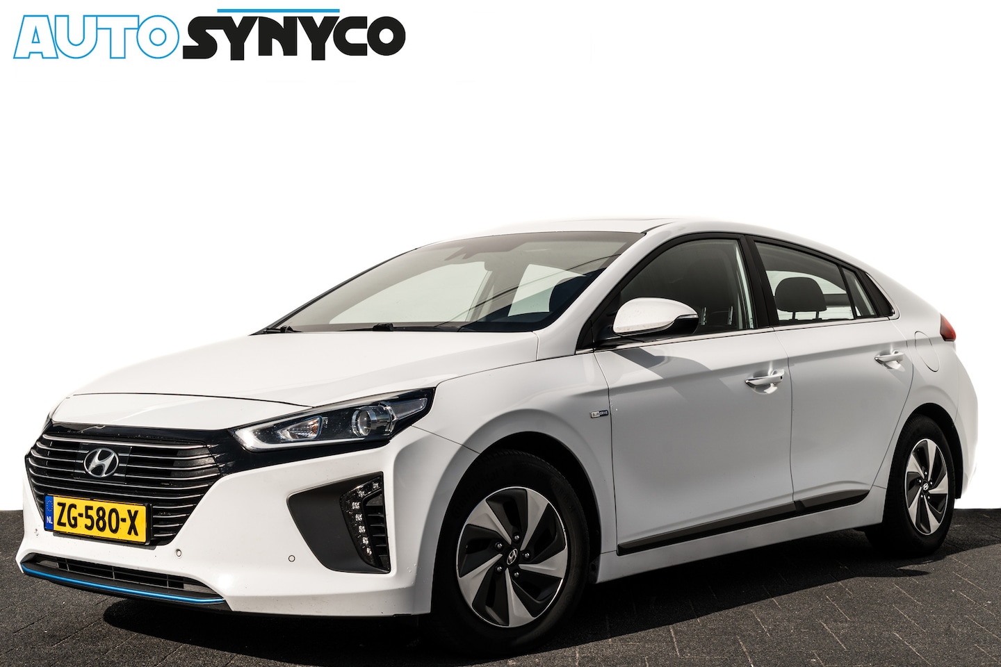 Hyundai IONIQ - 1.6 GDi Blue Drive Premium | Leder | Schuifdak | Carplay | Stoelventilatie | Memory | Infi - AutoWereld.nl