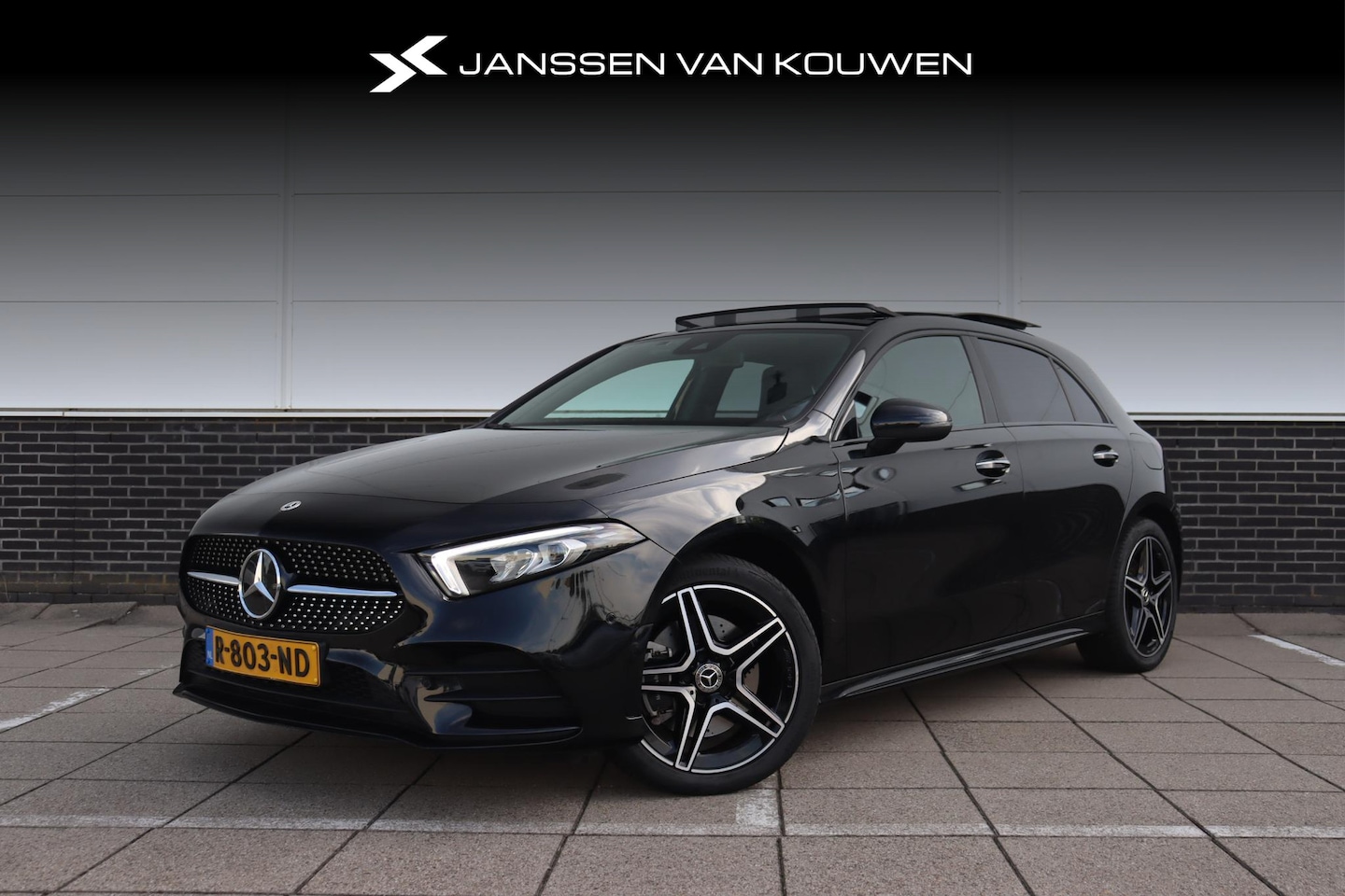 Mercedes-Benz A-klasse - 250 e AMG Line * Pano * Stoelverwarming * Widescreen * Night * - AutoWereld.nl