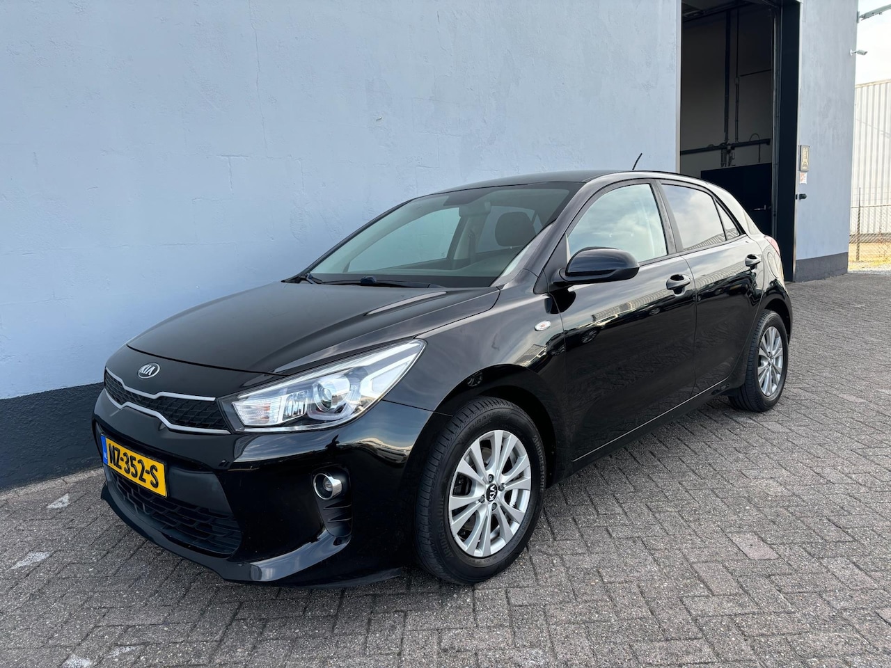 Kia Rio - 1.0 TGDI ComfortPlusLine Navigator - AutoWereld.nl