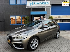 BMW 2-serie Active Tourer - 218i Centennial Executive 136PK|Origineel NL|Navi|AUT|Leder|Isofix|Trekhaak|Xenon/Led|Blue