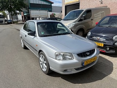 Hyundai Accent - 1.3i LS airco