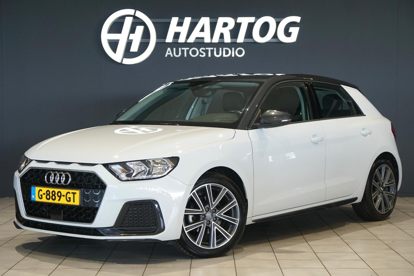 Audi A1 Sportback - 30 TFSI epic + APPLE CARPLAY / CRUISE CONTROL / S-LINE EXTERIEUR - AutoWereld.nl