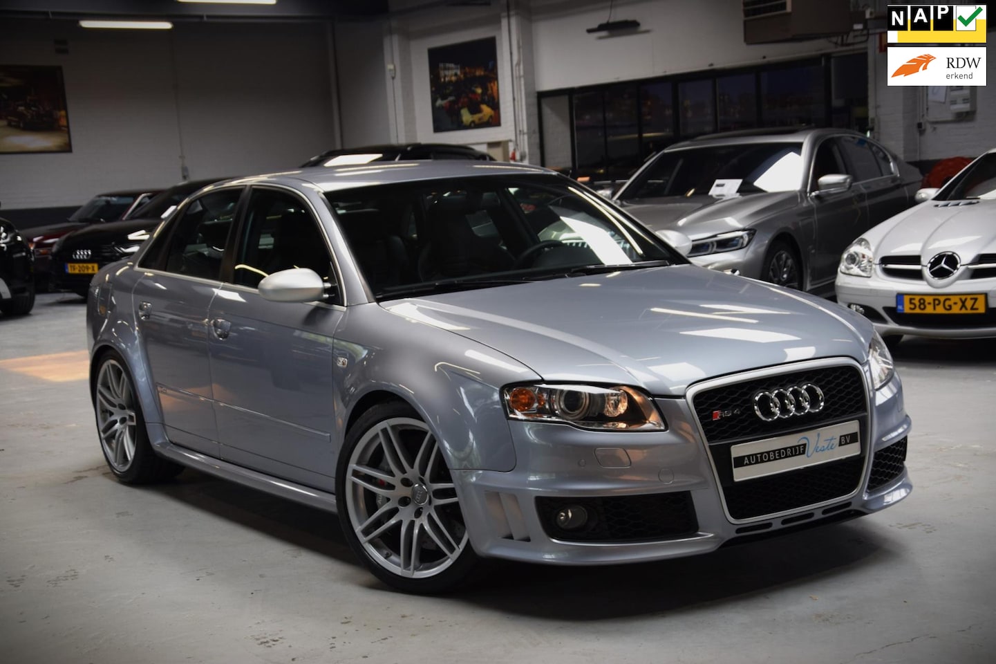Audi A4 Avant - 4.2 V8 RS 4 Quattro *Uniek* Keramisch|Schaalstoelen|76000km!!| - AutoWereld.nl