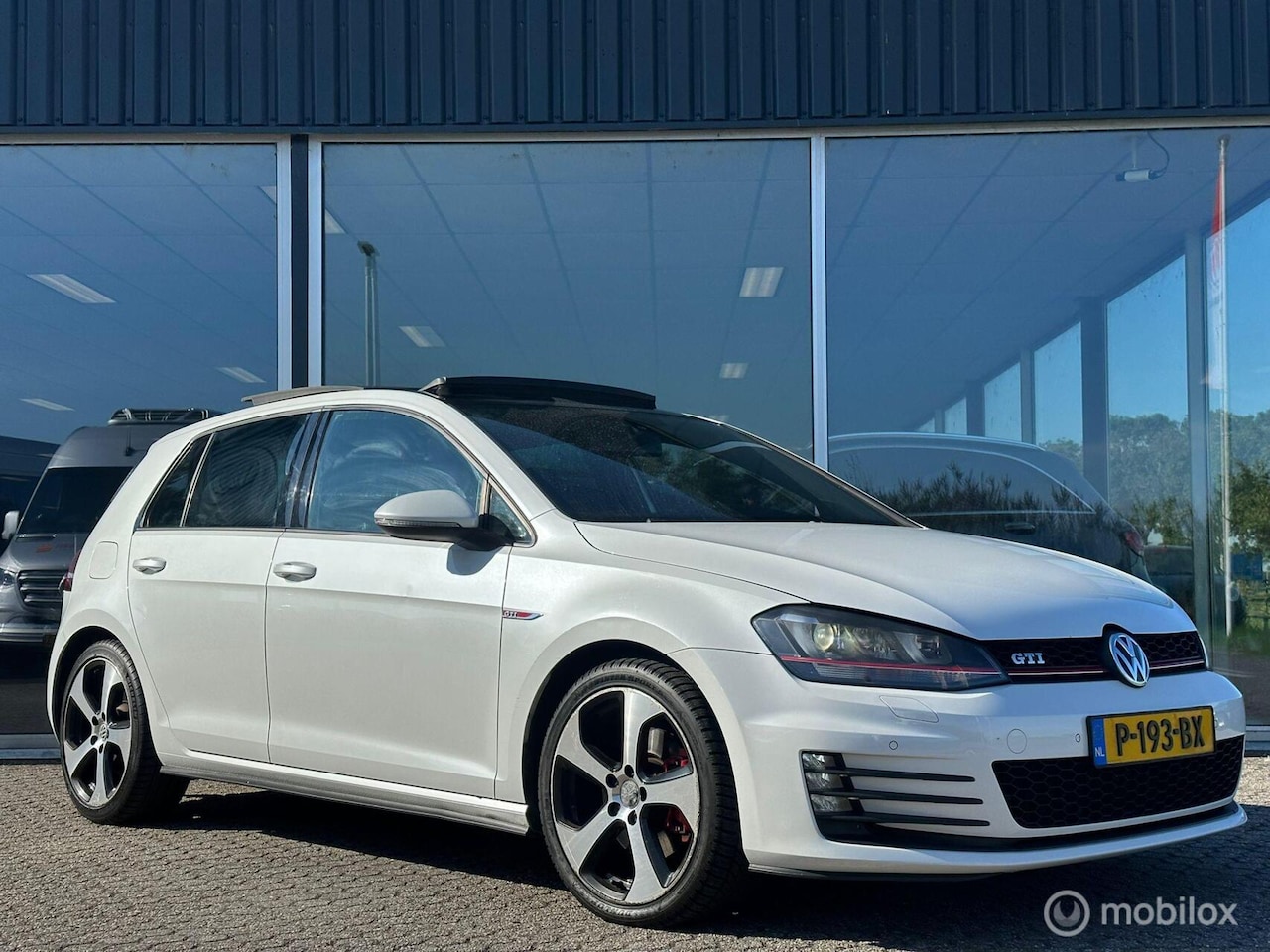 Volkswagen Golf - 2.0 TSI GTI Performance 2.0 TSI GTI Performance - AutoWereld.nl