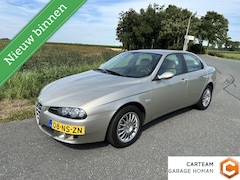 Alfa Romeo 156 - 2.5 V6 Distinctive