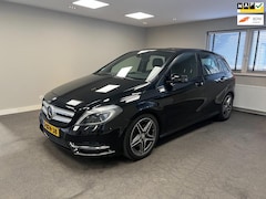 Mercedes-Benz B-klasse - 250 Prestige Full Option|Navigatie|PDC V/A|Leer|APK 2026