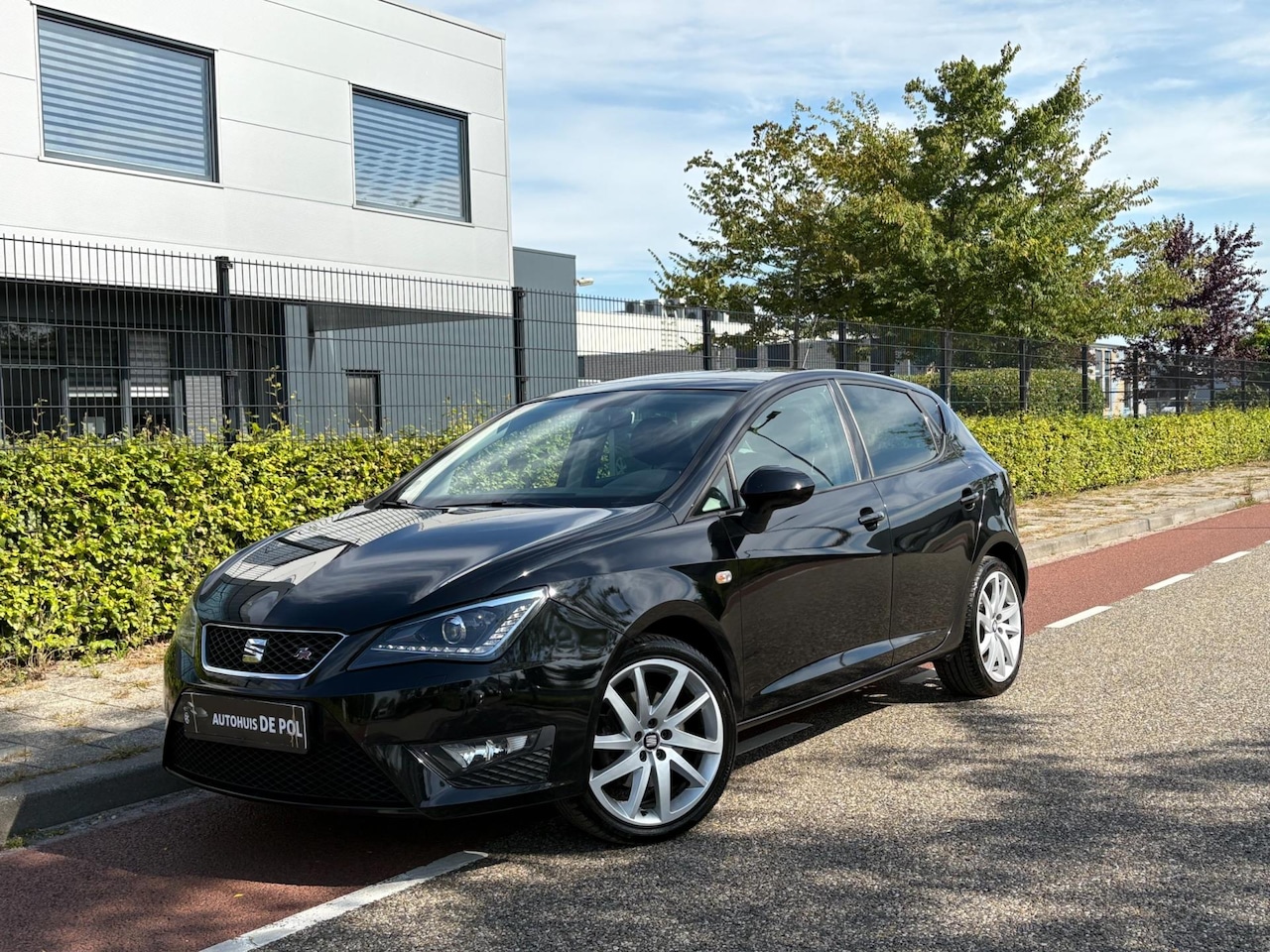 SEAT Ibiza - 1.0 EcoTSI FR Cruise/climate control Apple carplay seat sound navi panoramadak - AutoWereld.nl