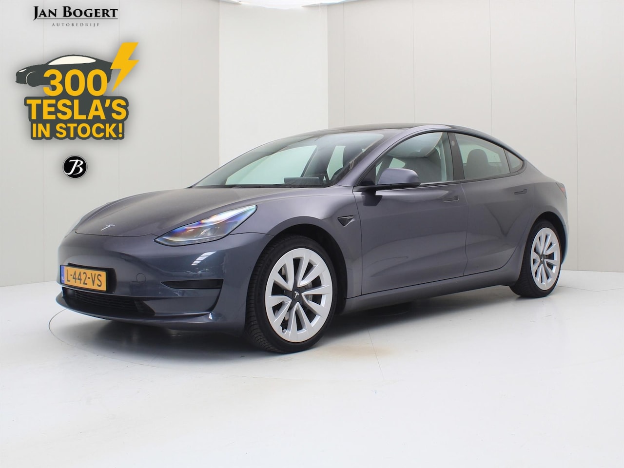 Tesla Model 3 - Standard RWD Plus FACELIFT [ LFP ACCU+19" LMV+WARMTEPOMP+AUTOPILOT+60 kWh+PREMIUM AUDIO ] - AutoWereld.nl