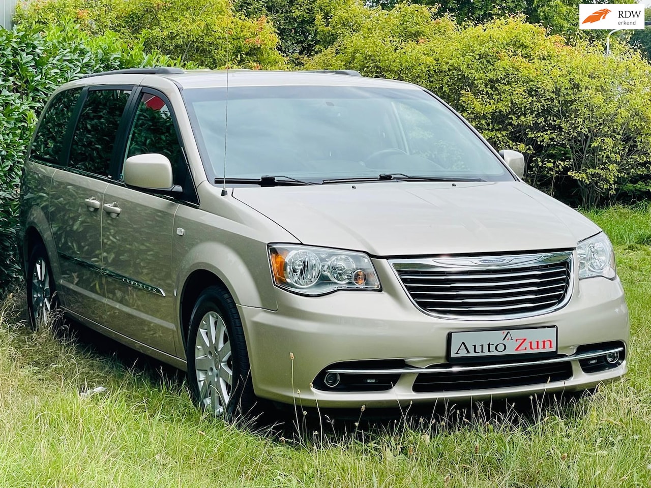 Chrysler Grand Voyager - 3.6 V6Stow&Go/.Limited 2XTV DVD - AutoWereld.nl