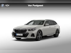 BMW 5-serie Touring - 530e M Sport Edition | M Sport Pro | Innovation Pack | Travel Pack | Comfort Pack | Trekha