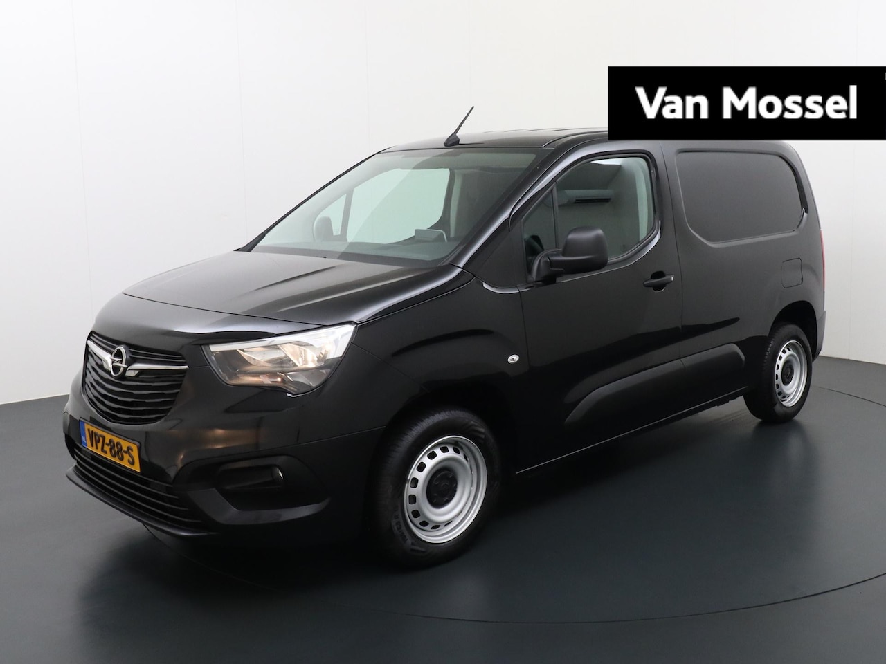 Opel Combo - 1.5D L1H1 Edition | Navigatie | Parkeer sensoren | Cruise control - AutoWereld.nl