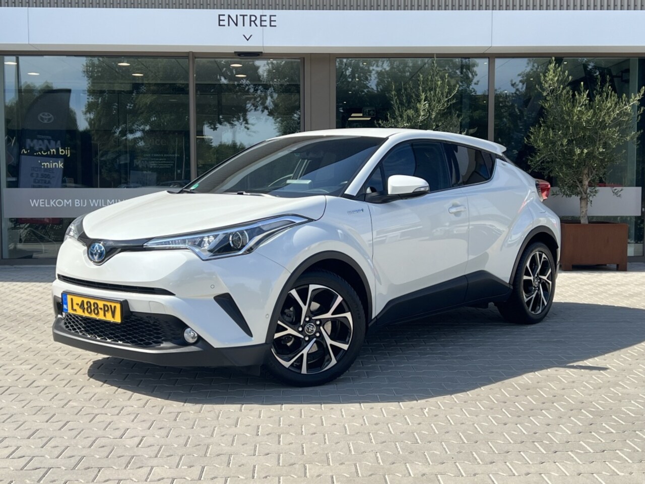 Toyota C-HR - 1.8 Hybrid Dynamic | Navigatie | Camera - AutoWereld.nl