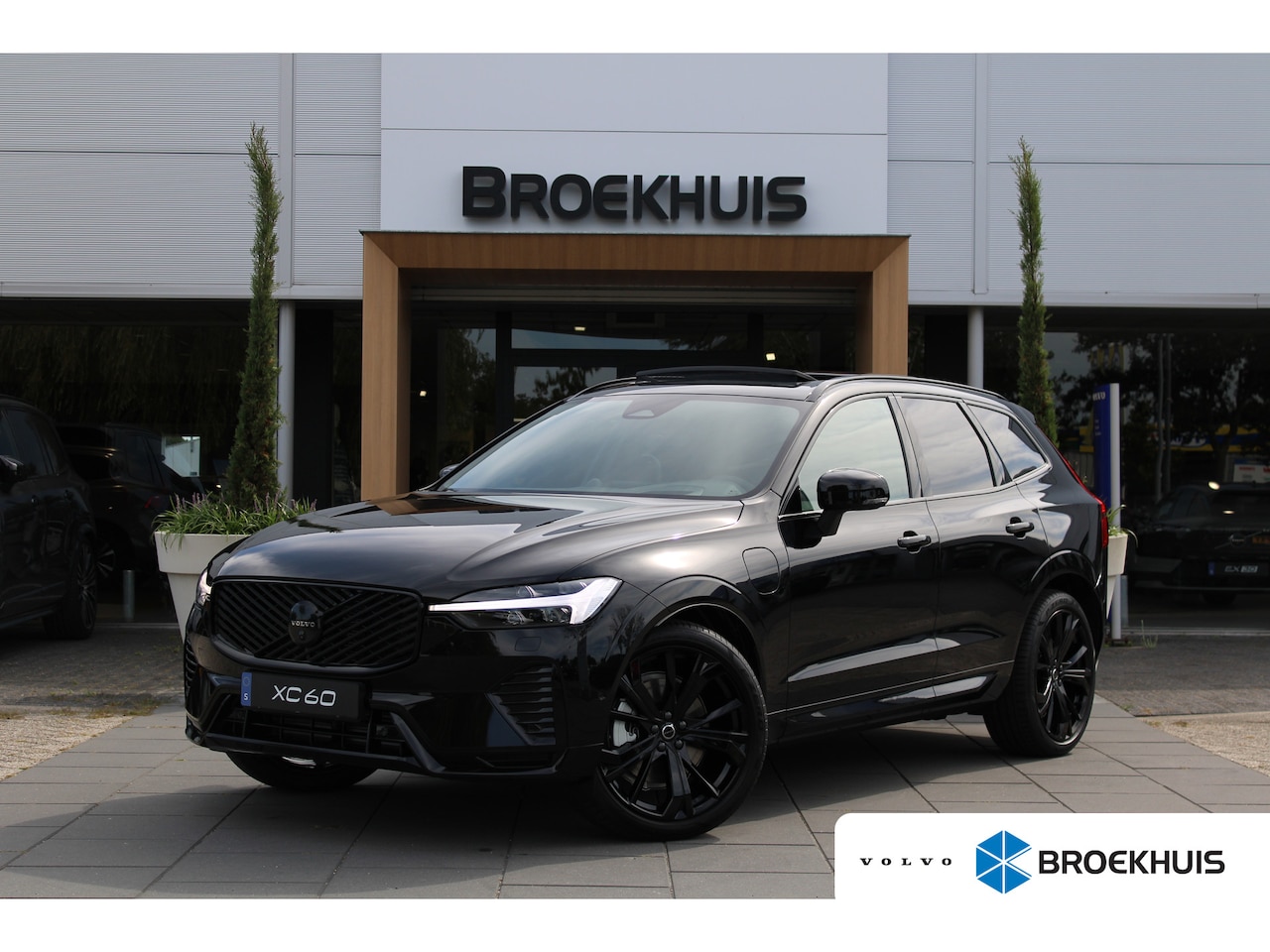 Volvo XC60 - T6 AWD Ultra Black Edition | Bowers & Wilkins | Luchtvering | Gelamineerde zijruiten| Head - AutoWereld.nl