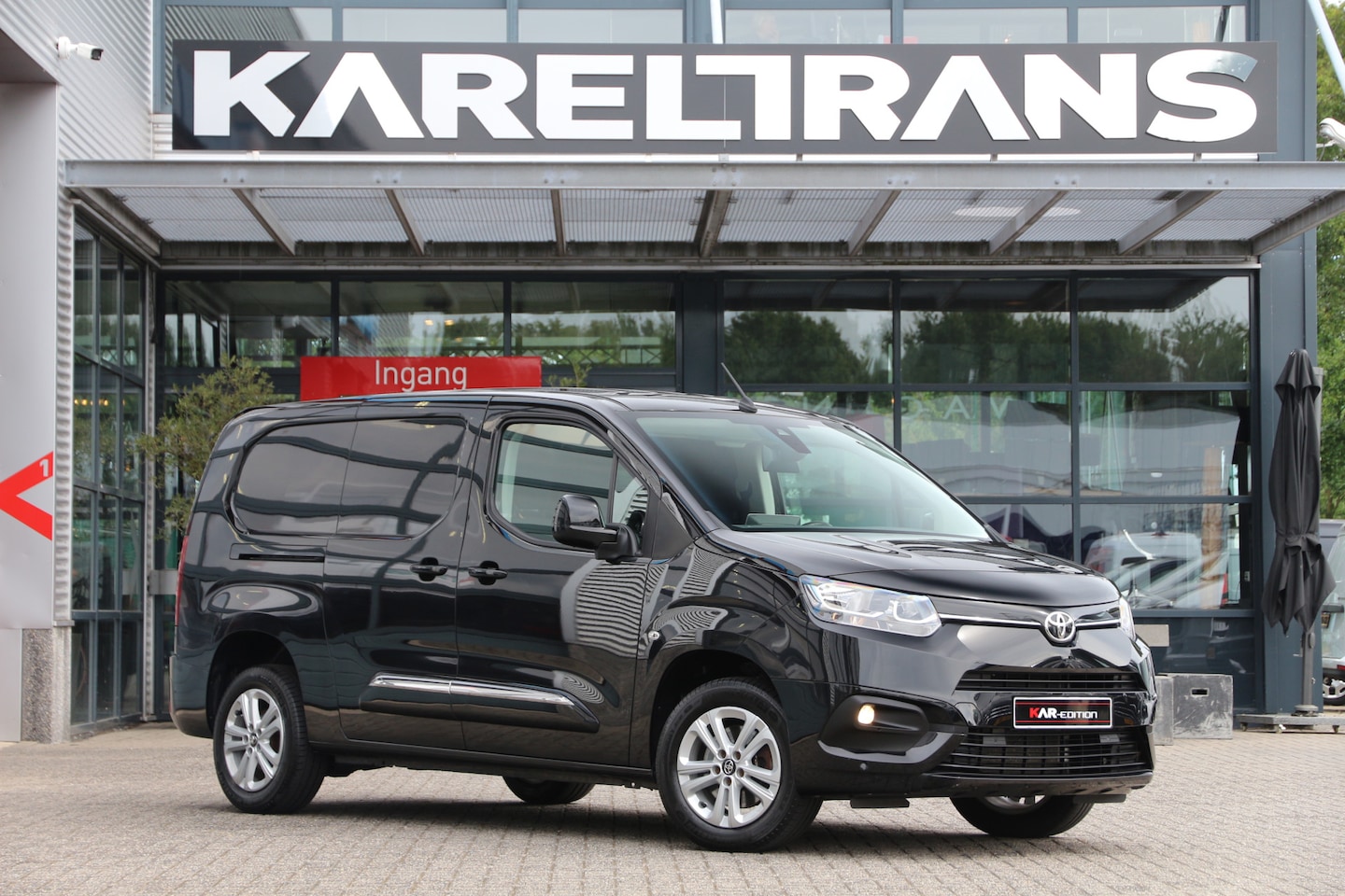 Toyota ProAce City - 1.2 Turbo 130PK | Aut. | L2 / XL / Navi | Trekhaak | Cruise | Clima.. - AutoWereld.nl