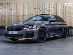 BMW 5-serie Touring - 530e xDrive M-Sport *Pano*Laser*Camera*Head-Up*Trekhaak