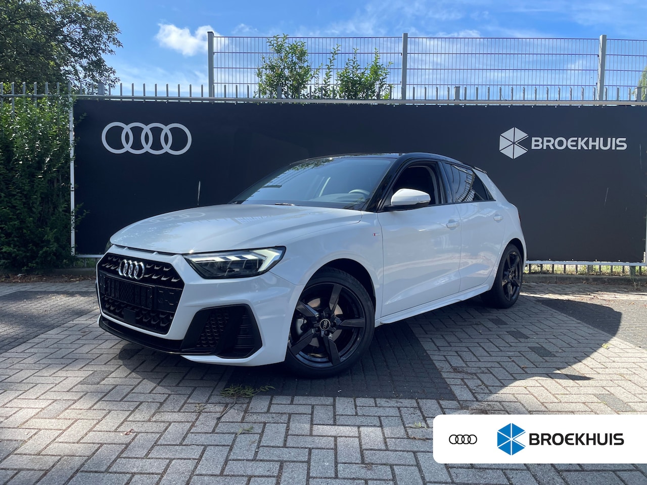 Audi A1 Sportback - 30 TFSI S edition | Comfort sleutel | Camera achter | Adaptieve cruise control | Zwart dak - AutoWereld.nl