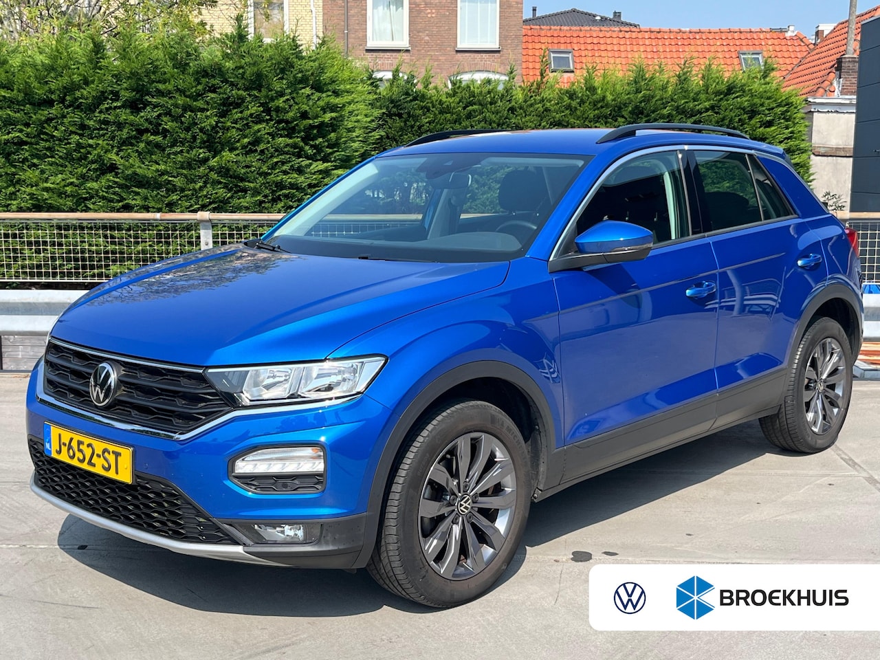 Volkswagen T-Roc - 1.0 TSI Style | ACC | Climate Control | PDC V+A | Bluetooth - AutoWereld.nl