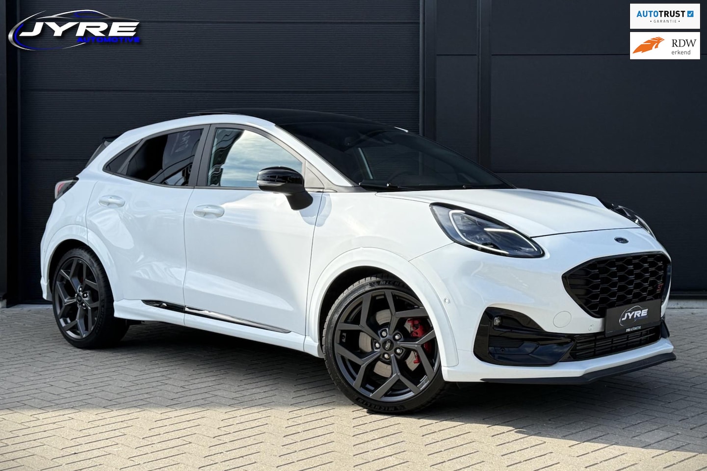 Ford Puma - 1.5 EcoBoost ST-X 1.5 EcoBoost ST-X, 200 PK, Performance Pack, Pano, Trekhaak - AutoWereld.nl