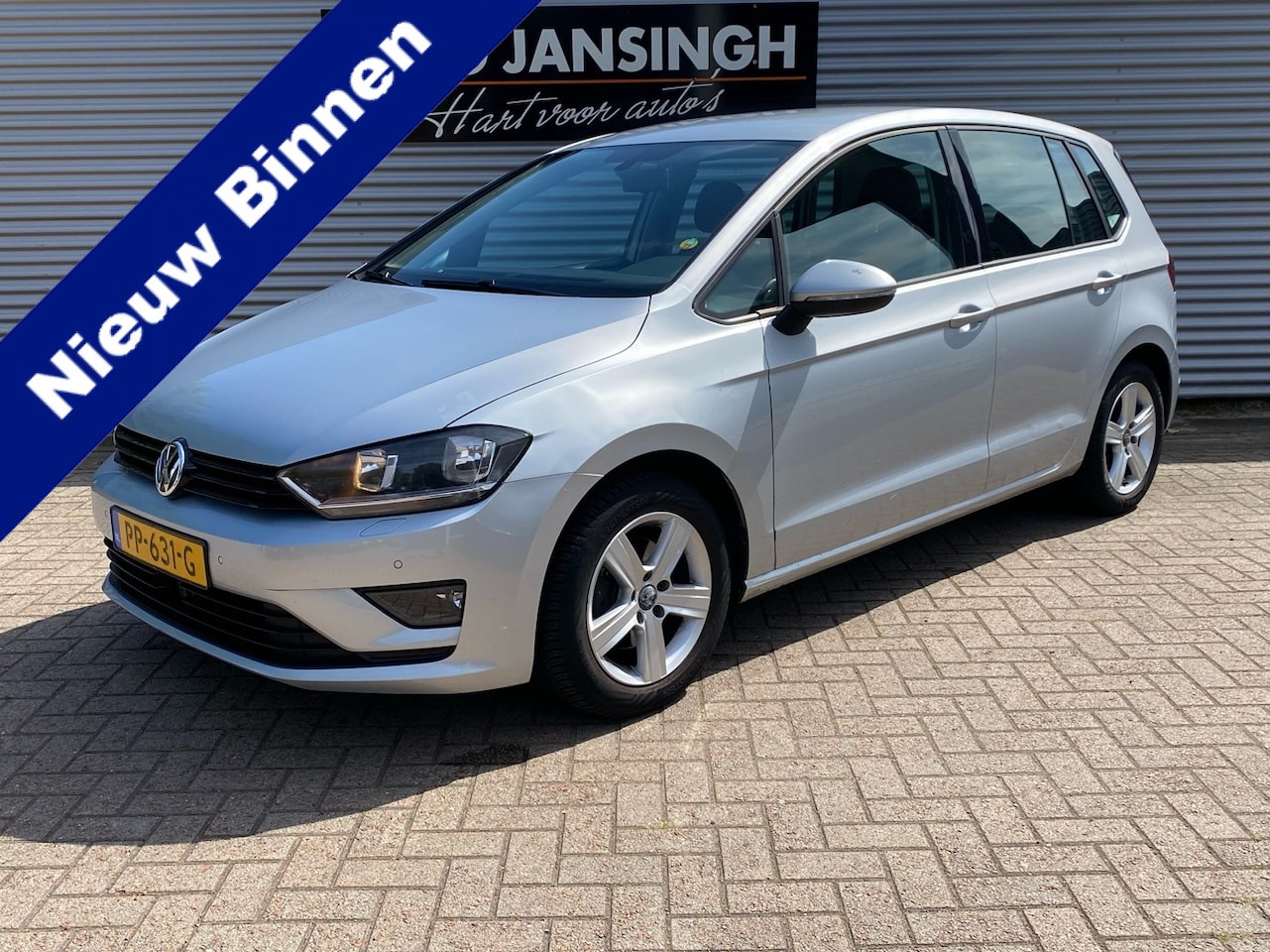Volkswagen Golf Sportsvan - 1.2 TSI Highline Automaat! | ACC | PDC | Clima | Navi | Uitklapbare Trekhaak | RIJKLAARPRI - AutoWereld.nl