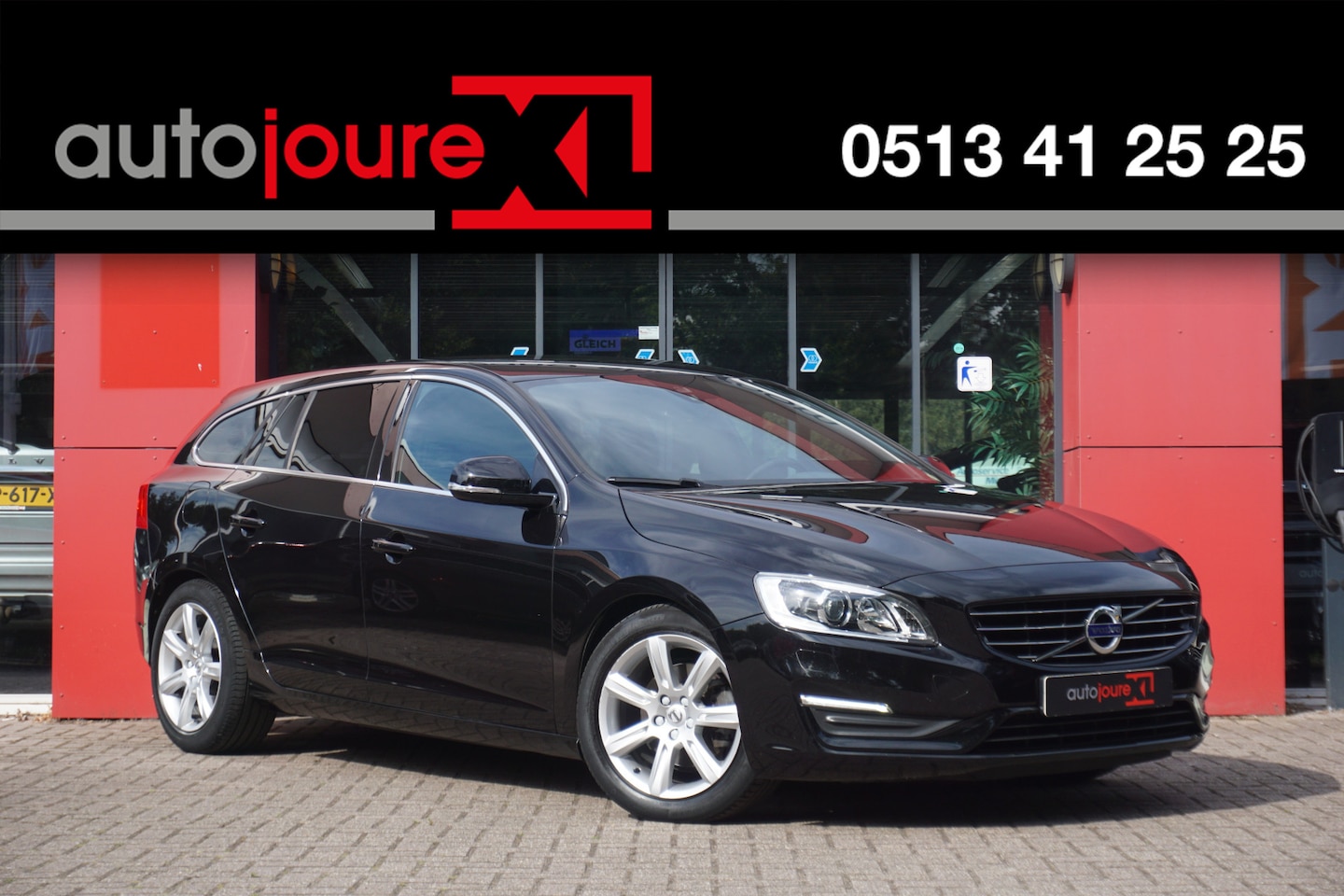 Volvo V60 - 1.5 T3 Polar+ Dynamic | Origineel NL | Leder | Trekhaak | Cruise Control | Navigatie | PDC - AutoWereld.nl