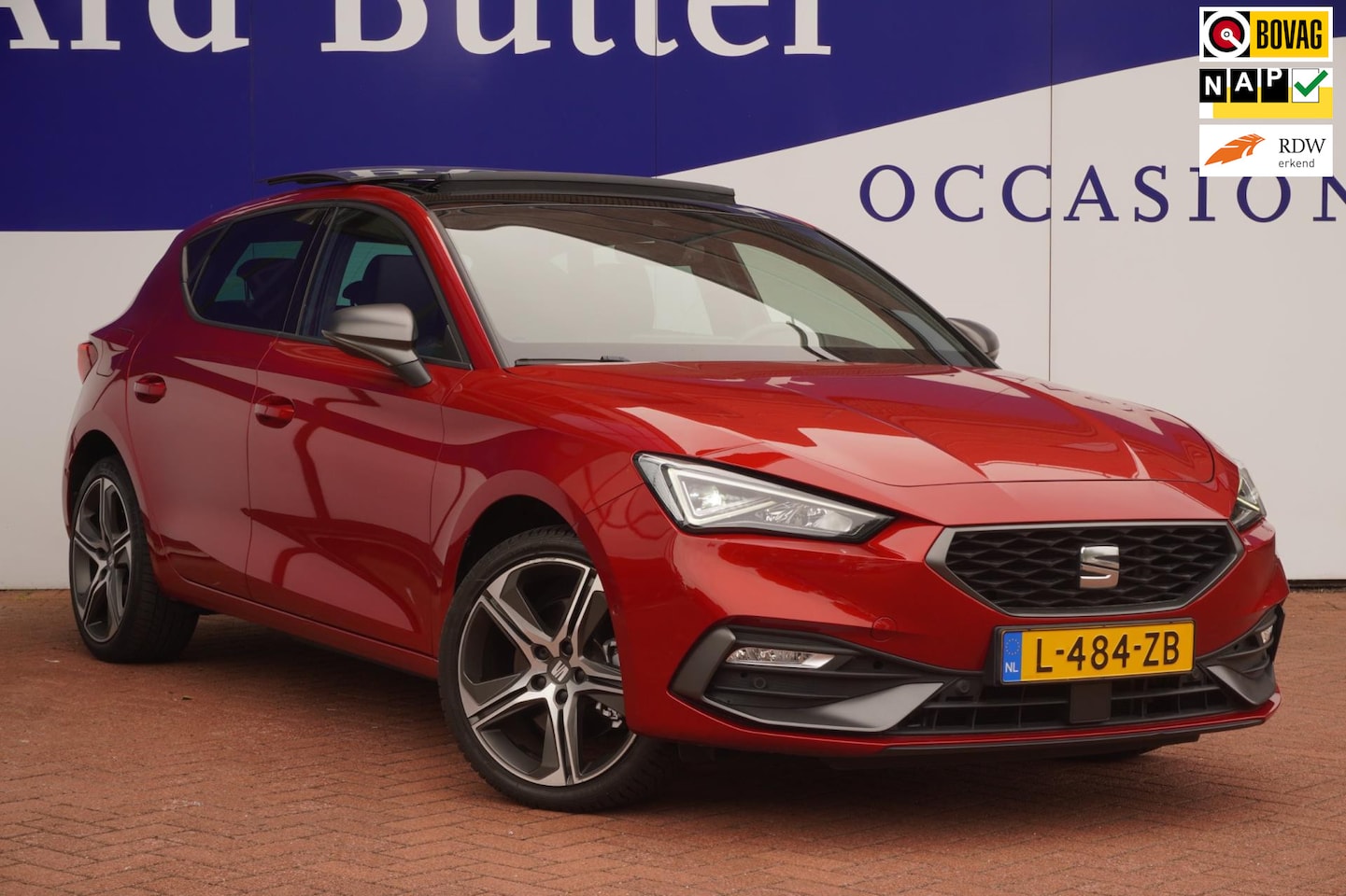 SEAT Leon - 1.4 TSI eHybrid 204 PK PHEV FR Business Intense+Leder+geheugen+Pano-dak+18"lmv+vitrual+ADS - AutoWereld.nl