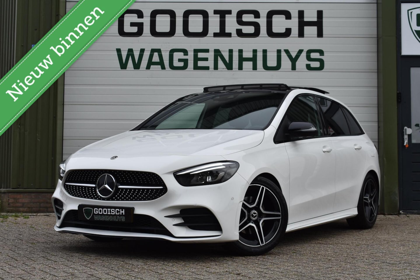 Mercedes-Benz B-klasse - 180 Business Solution AMG | Pano | Stoelverwarming | Camera | - AutoWereld.nl