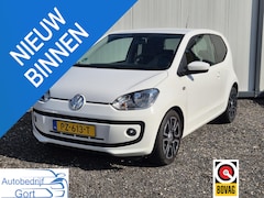 Volkswagen Up! - 1.0 high up BlueMotion AIRCO en NAVI