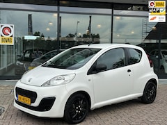Peugeot 107 - 1.0 Access Stuurbekr. Audio USB Nieuwe APK Nette Staat