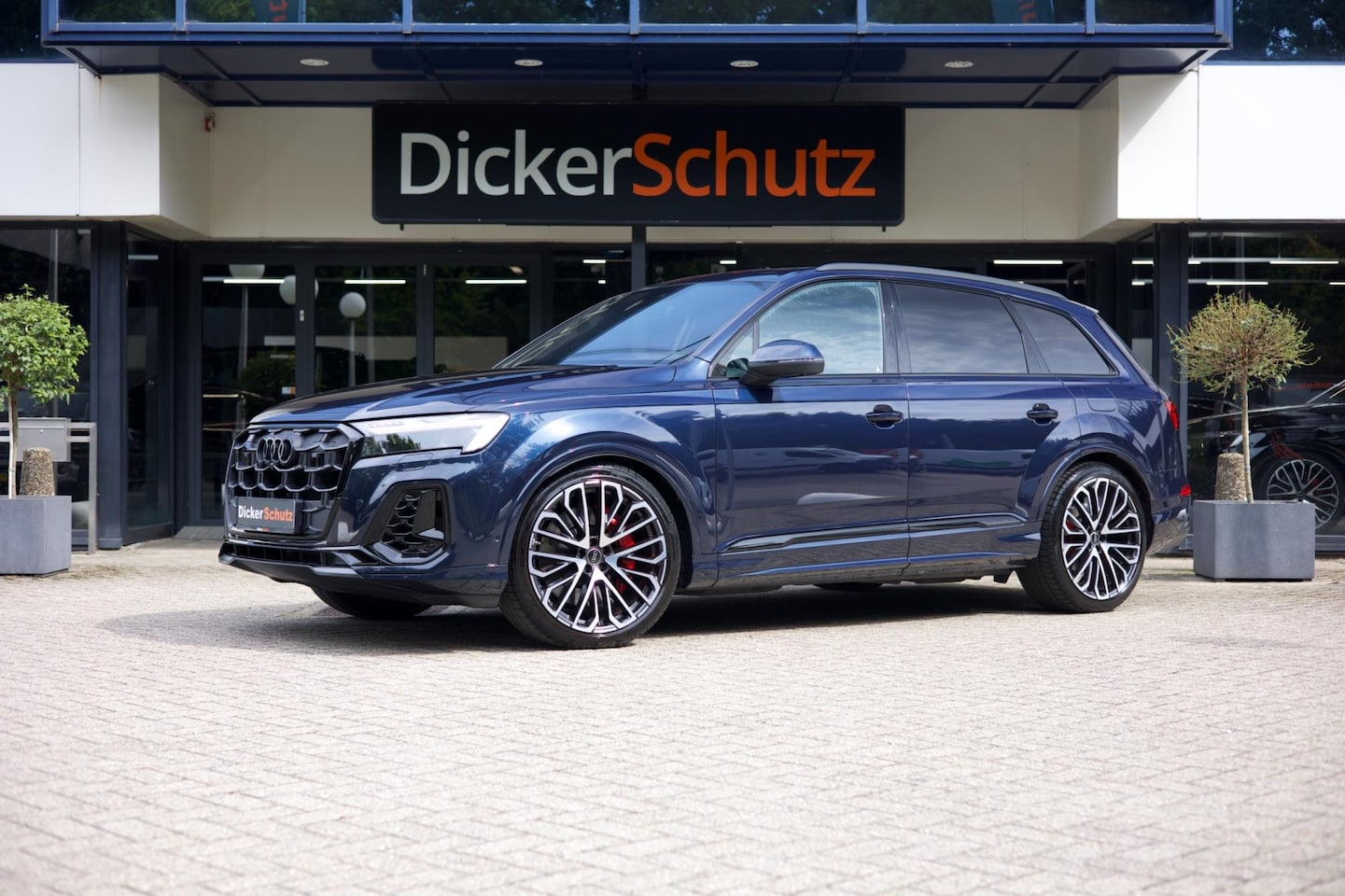Audi Q7 - 60 TFSIe Competition | B&O Advanced | Vierwielbesturing | Pano | Trekhaak - AutoWereld.nl
