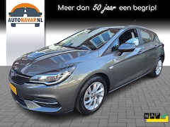 Opel Astra - 1.2 Edition slechts 5.509 km./NL-auto/1e Eig/garantie